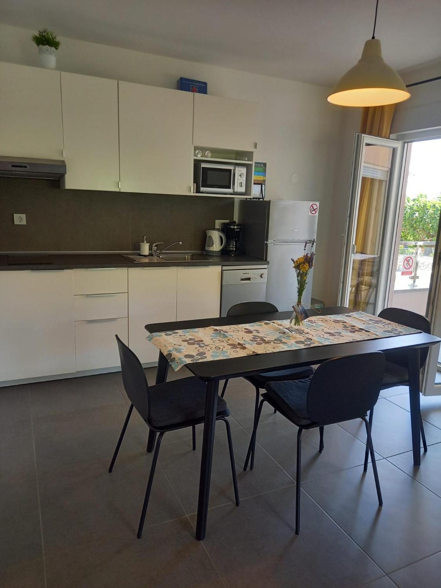 Apartments Stella Krk Town Exterior photo
